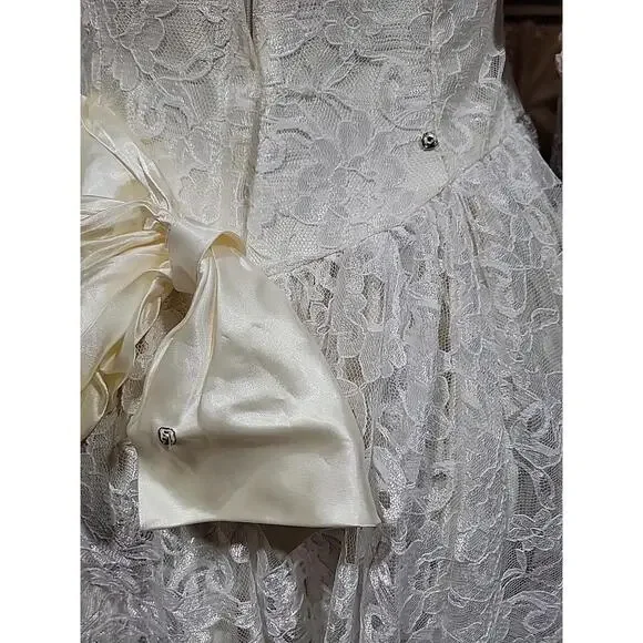 VINTAGE ILGWU UNION MADE FITS SIZE S AFL-CIO WEDDING DRESS IVORY LACE SATIN #7 - Picture 6 of 11